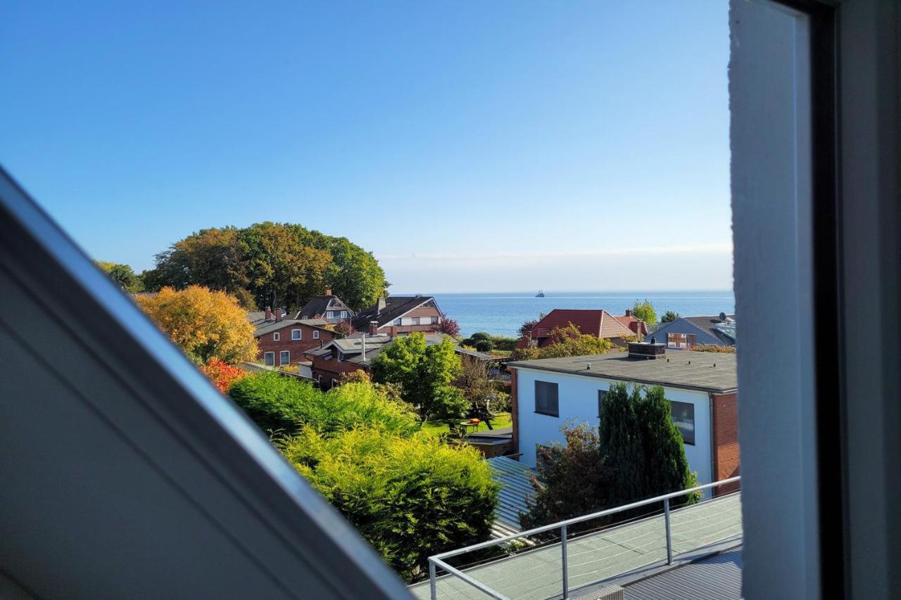 Grosse Penthouse Ferienwohnung Mit Meerblick, Sonnenterrasse & Luxusbad Von "Momentic" Sierksdorf Ngoại thất bức ảnh